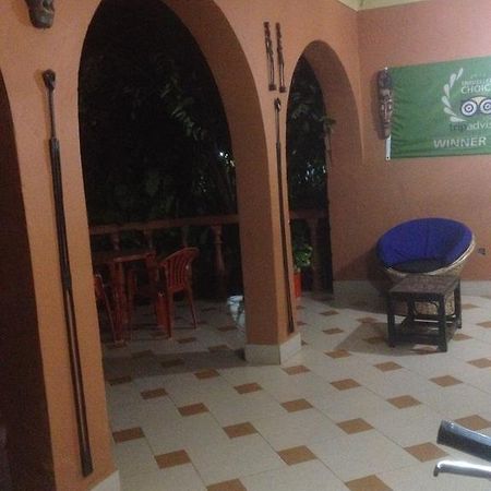 J Residence Motel Entebbe Ngoại thất bức ảnh