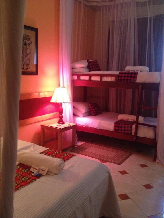 J Residence Motel Entebbe Phòng bức ảnh