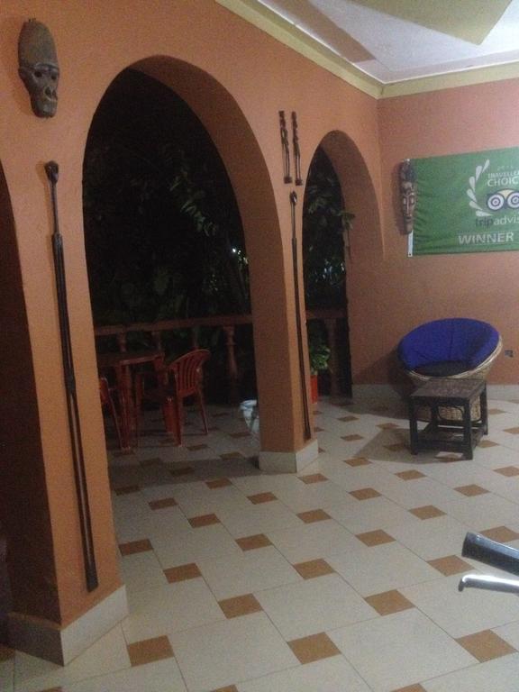 J Residence Motel Entebbe Ngoại thất bức ảnh