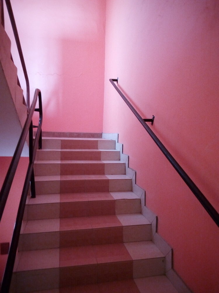 J Residence Motel Entebbe Ngoại thất bức ảnh